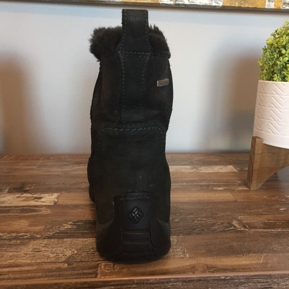 Columbia Winter Boots - Picture 9 of 16